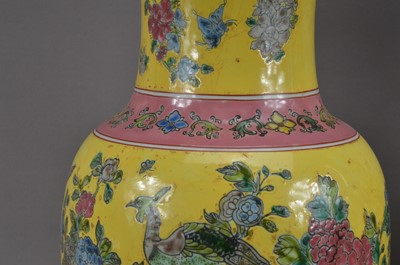 Lot 203 - A pair of Chinese porcelain vases