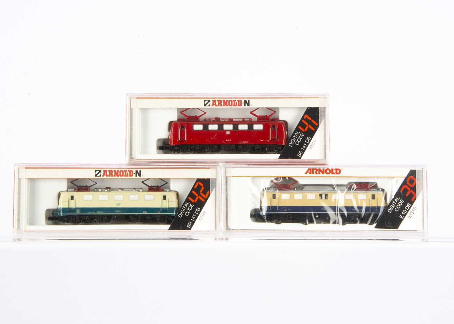 Lot 589 - Arnold N Gauge German Electric Locomotives