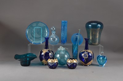 Lot 371 - A collection of assorted blue glass items