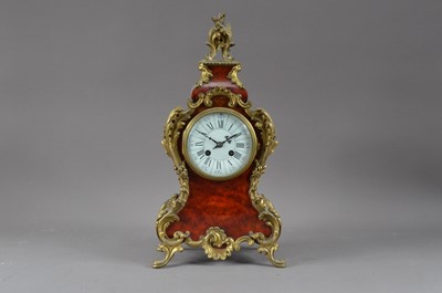 Lot 412 - An early 20th century Continental bracket clock