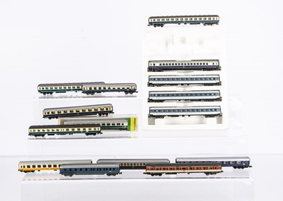 Lot 618 - German N Gauge Coaching Stock