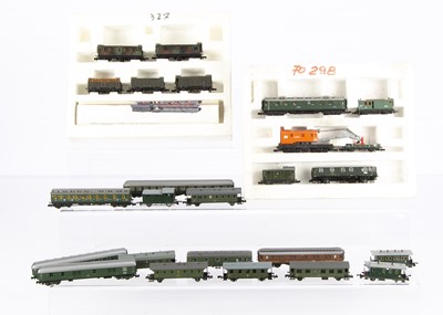 Lot 619 - German N Gauge Coaching Stock