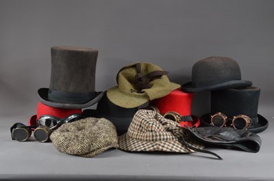 Lot 540 - An assorted collection of hats