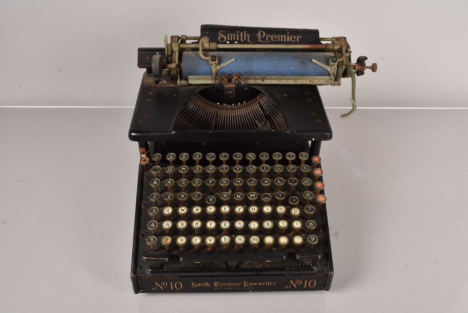 Lot 19 - A Smith's Premier No.10 Typewriter