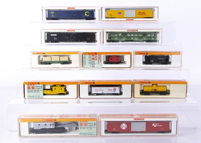 Lot 635 - Arnold N Gauge American Freight Stock and Crane
