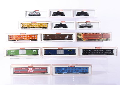 Lot 635 - Arnold N Gauge American Freight Stock and Crane