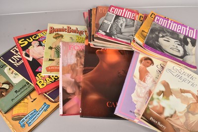 Lot 58 - A small selection of vintage books and magazines