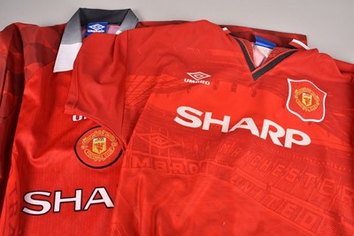 Lot 103 - Manchester United Shirts