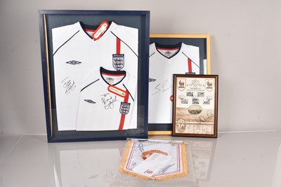 Lot 113 - Football Autographs