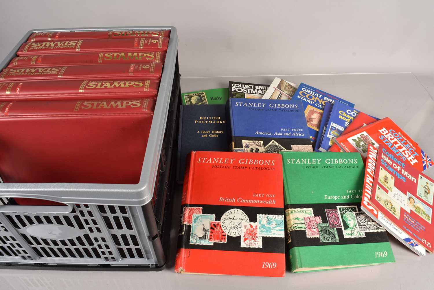 Lot 172 - A good collection of Stamp collection volumes and books