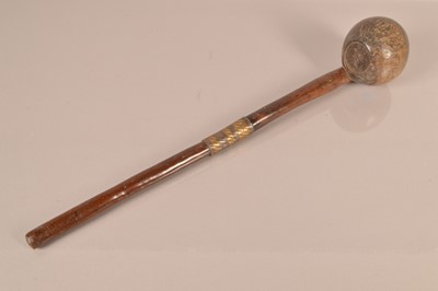 Lot 322 - An African Hardwood Knobkerrie