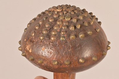 Lot 327 - An African Knobkerrie