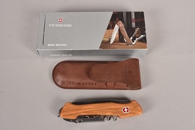 Lot 368 - Victorinox - Wine Master