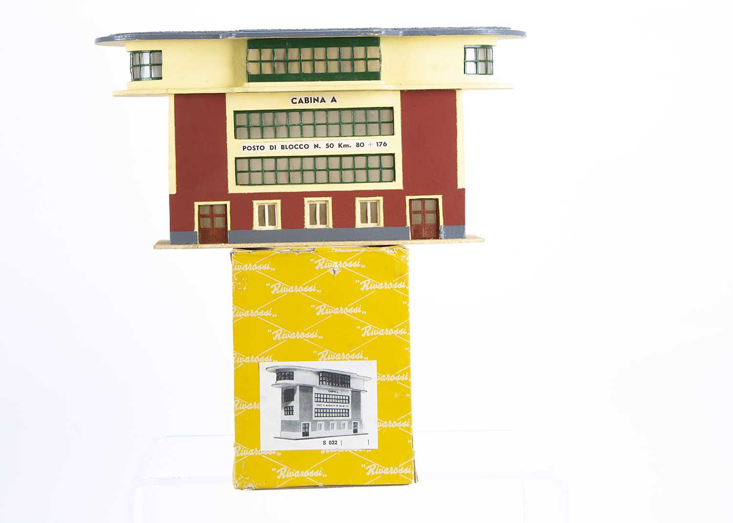 Lot 678 - Rivarossi 1950s Yellow Series HO Gauge Trackside Building Art Deco Posto Di Blocco/Signal Cabin