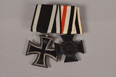 Lot 617 - A Reproduction WWI Iron Cross and Cross of Honour