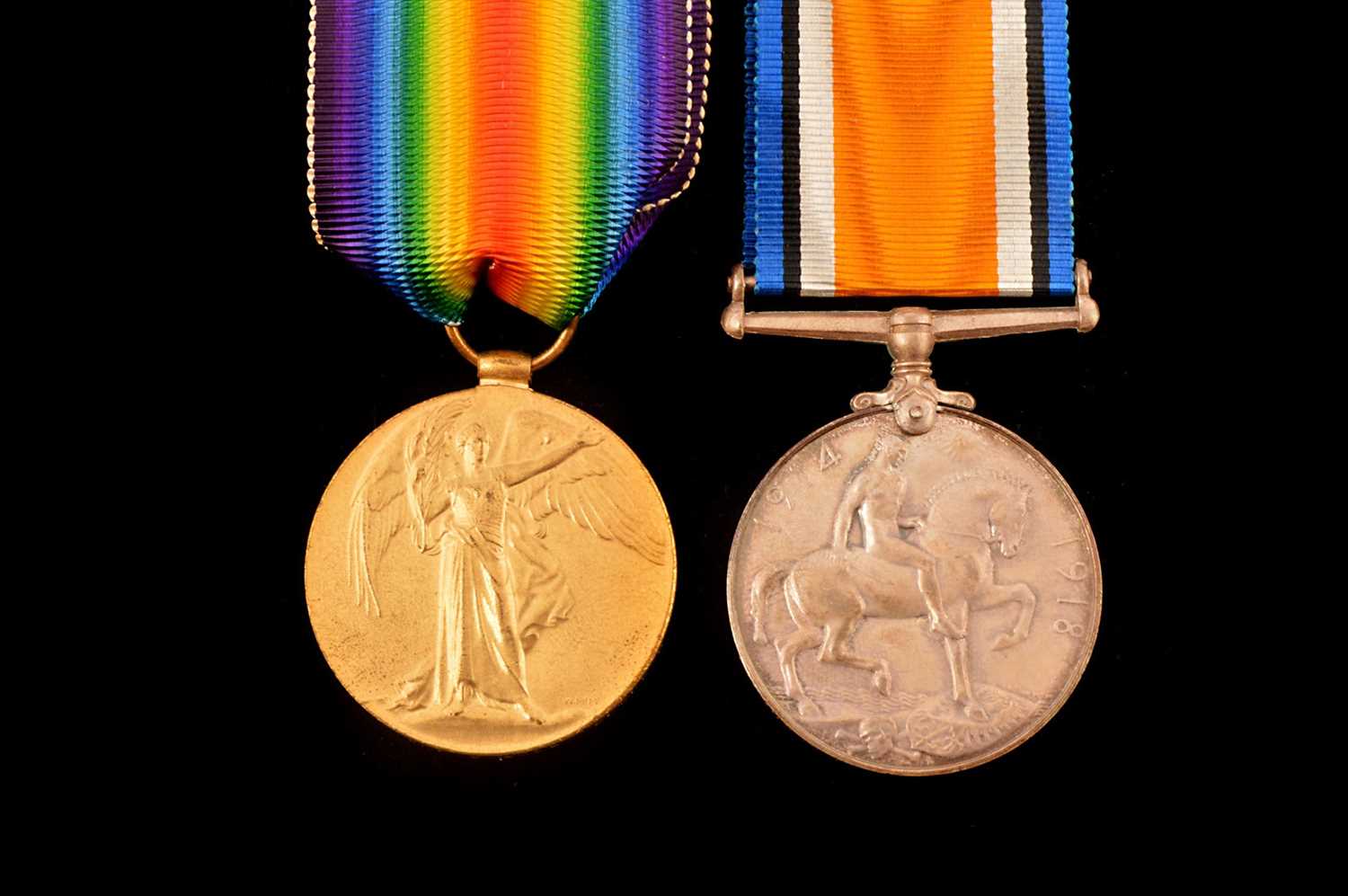 Lot 734 - A WWI Gloucestershire Regiment Duo