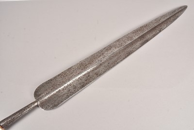 Lot 770 - A large Lango Spear head