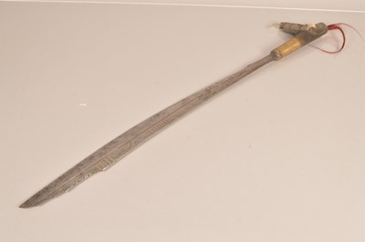 Lot 901 - A Dyak Head Hunters sword