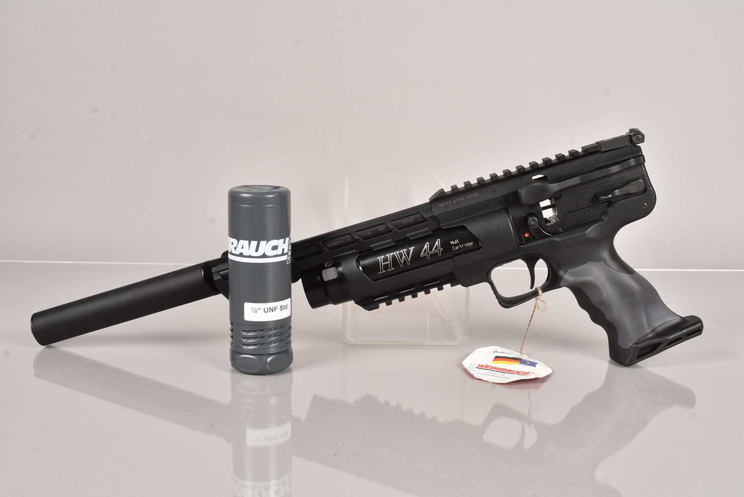 Lot 980 - A Weihrauch HW44 PCP Air Pistol