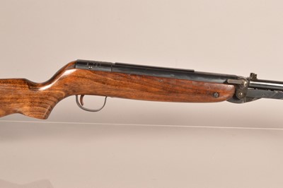 Lot 995 - A Webley Mark 3 .22 Under Lever air rifle