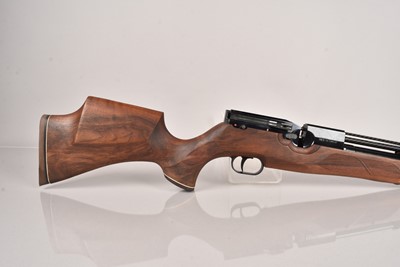 Lot 1044 - A Weihrauch HW100 .22 PCP Air Rifle