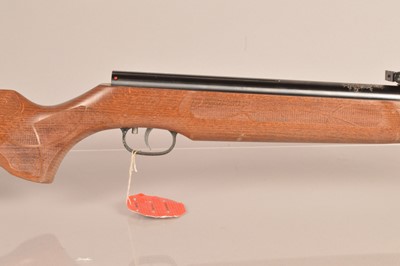 Lot 1058 - A Weihrauch HW99S .177 break barrel rifle