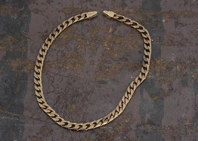 Lot 84 - A 9ct gold flattened curb link bracelet