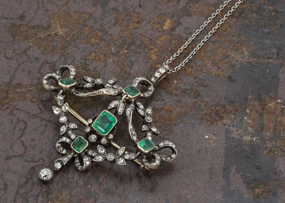 Lot 122 - A Belle Epoch emerald and diamond pendant or brooch