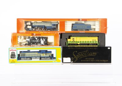 Lot 775 - American HO Gauge Steam and Diesel Locomotives