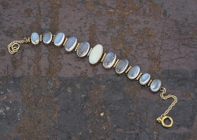 Lot 172 - An early 20th Century moonstone articulated bracelet