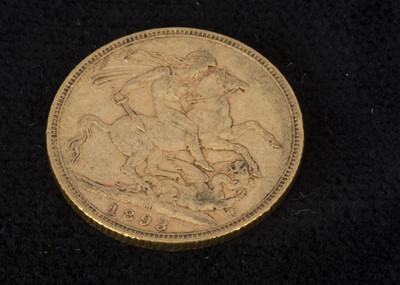 Lot 310 - A Victorian Old head full gold sovereign