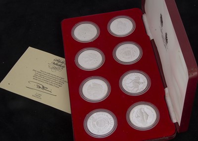 Lot 329 - A 1977 Silver jubilee Silver Proof crown collection