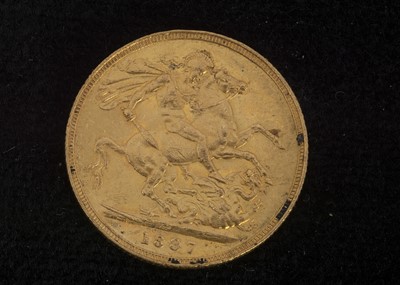 Lot 343 - A Victoria full gold sovereign