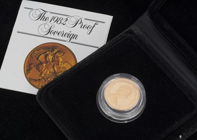 Lot 344 - A modern Elizabeth II Proof full gold sovereign