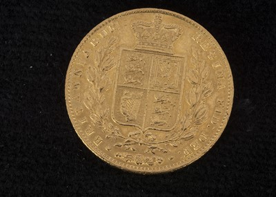 Lot 382 - A Victoria full gold sovereign