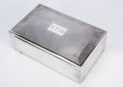 Lot 455 - A large 1960s silver desk or table cigarette box