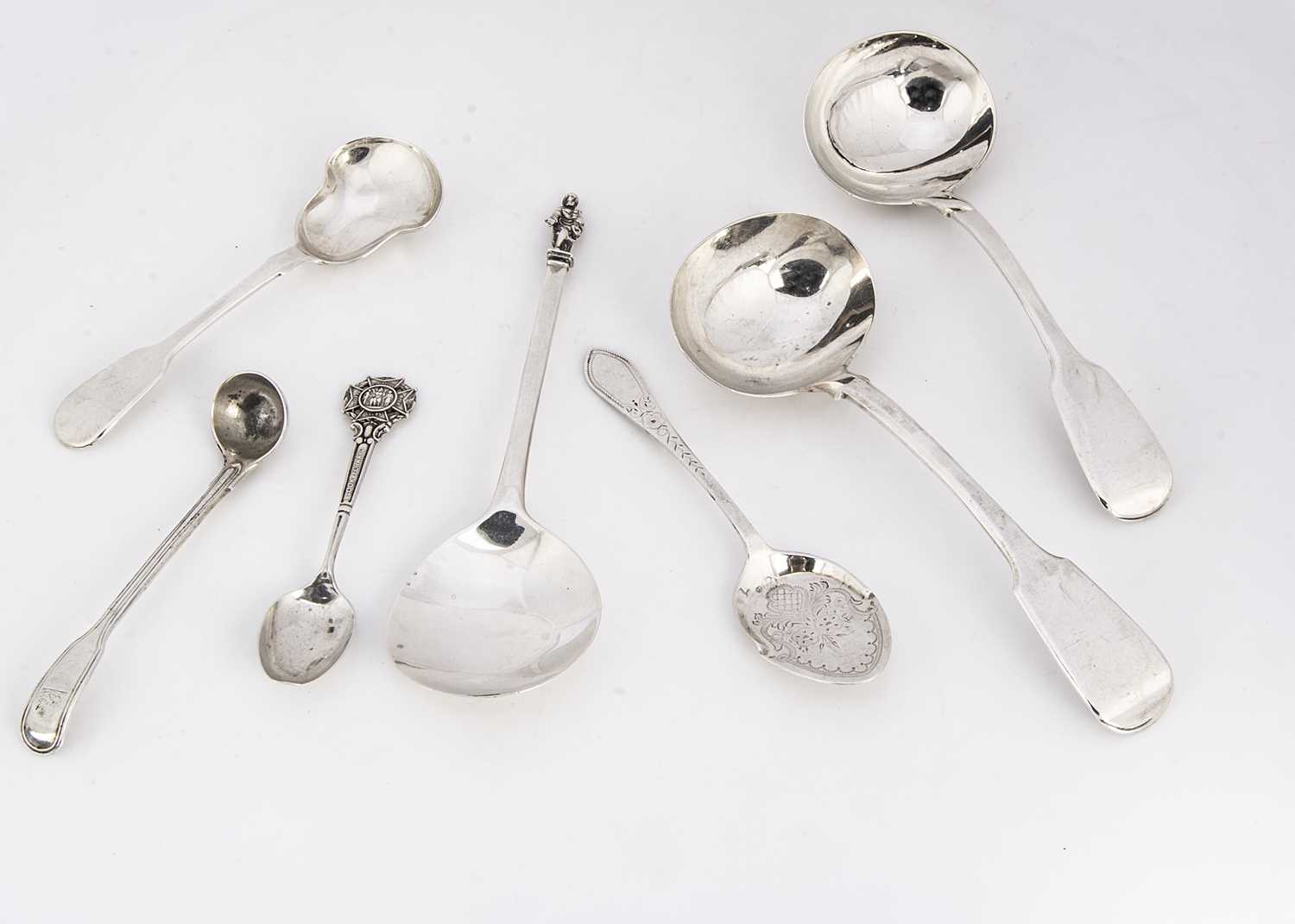 Lot 462 - A small collection of silver spoons