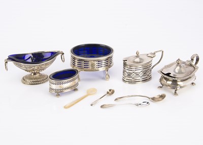 Lot 473 - Five Victorian and later silver cruet items