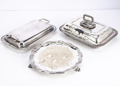 Lot 486 - Two silver plated entrée dishes and a silver plated salver
