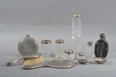 Lot 202 - An assorted collection of silver and glass items