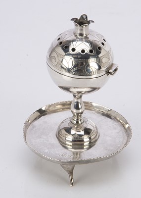 Lot 548 - A vintage Middle or Far Eastern incense burner or pomander