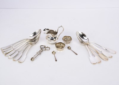Lot 549 - A small group of silver and silver plate