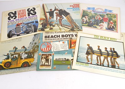 Lot 207 - Beach Boys LPs