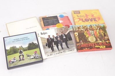 Lot 284 - Beatles / Solo CDs