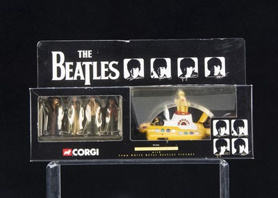 Lot 301 - Beatles Yellow Submarine Model