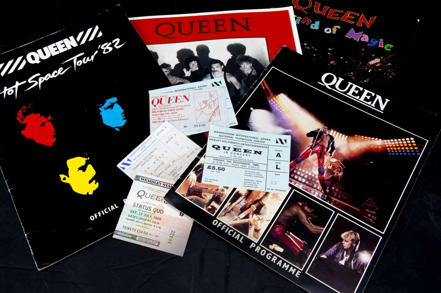 Lot 332 Queen Programmes / Tickets,