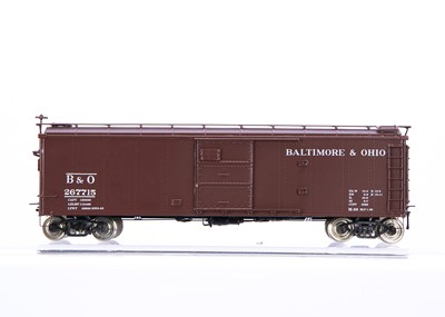 Lot 875 - Iron Horse Models by Precision Scale Co H0 Gauge Baltimore & Ohio M-26 Box Car original 3-panel door Cat -16028-1, factory painted