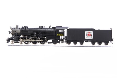Lot 884 - Sunset Models H0 Gauge 'The Great Circus Train from Walthers' Special Release 932-5629 Pacific Locomotive 5629