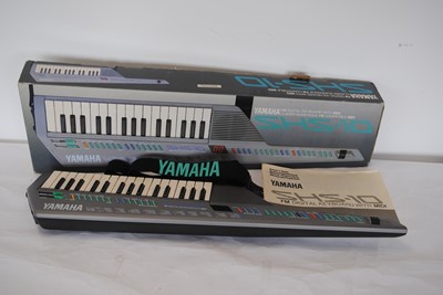 Lot 555 - Yamaha Digital Keyboard