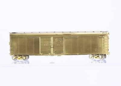 Lot 901 - Rail Works Limited H0 Gauge Pennsylvania Rail Road 50' Round Roof Box Car X-32 4 Door